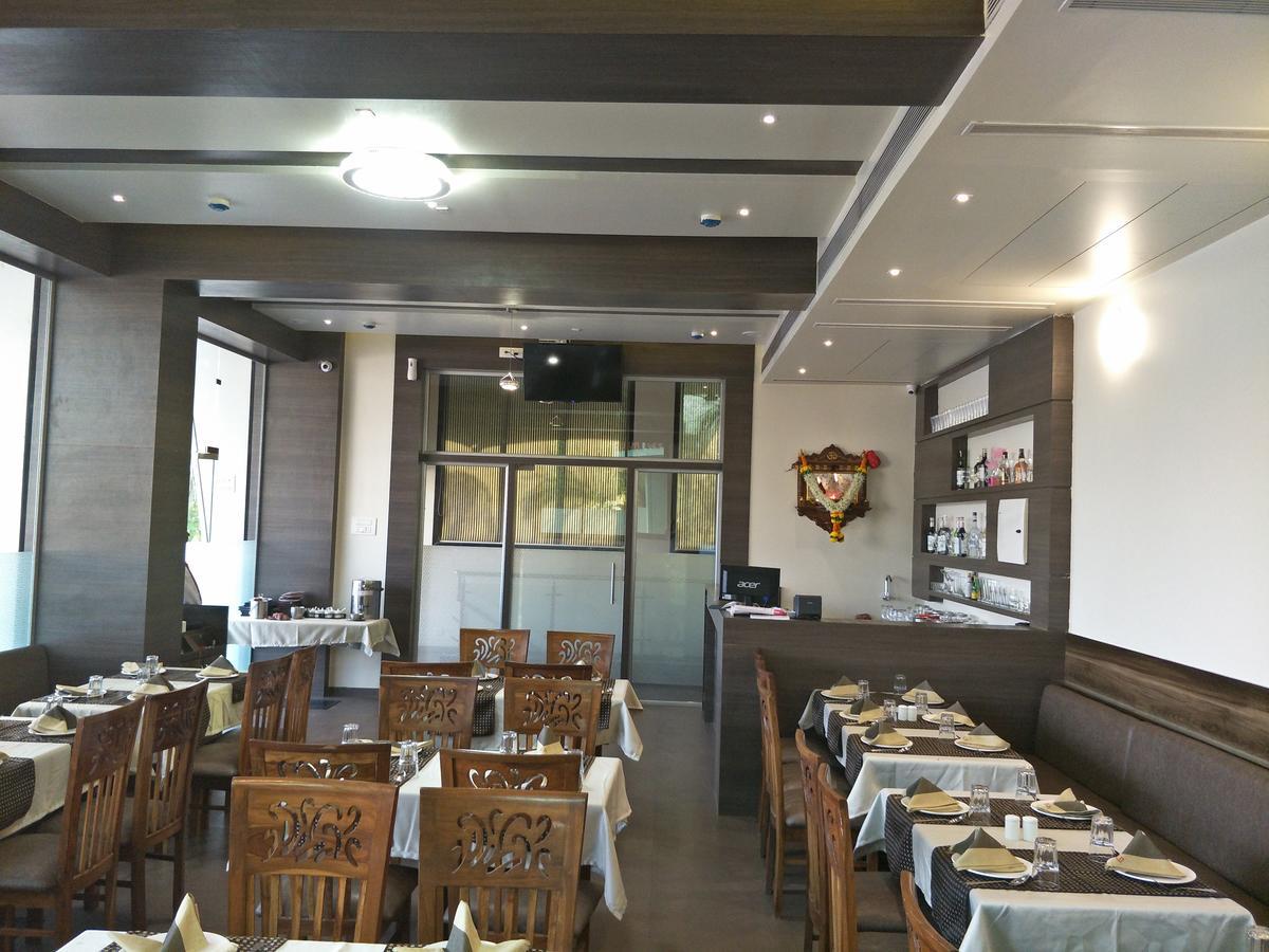 K D Residency Hotel Kalyan Exterior photo